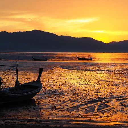 Modern Sunset Sea House Lam Sai Villa Ko Yao Noi Exterior photo